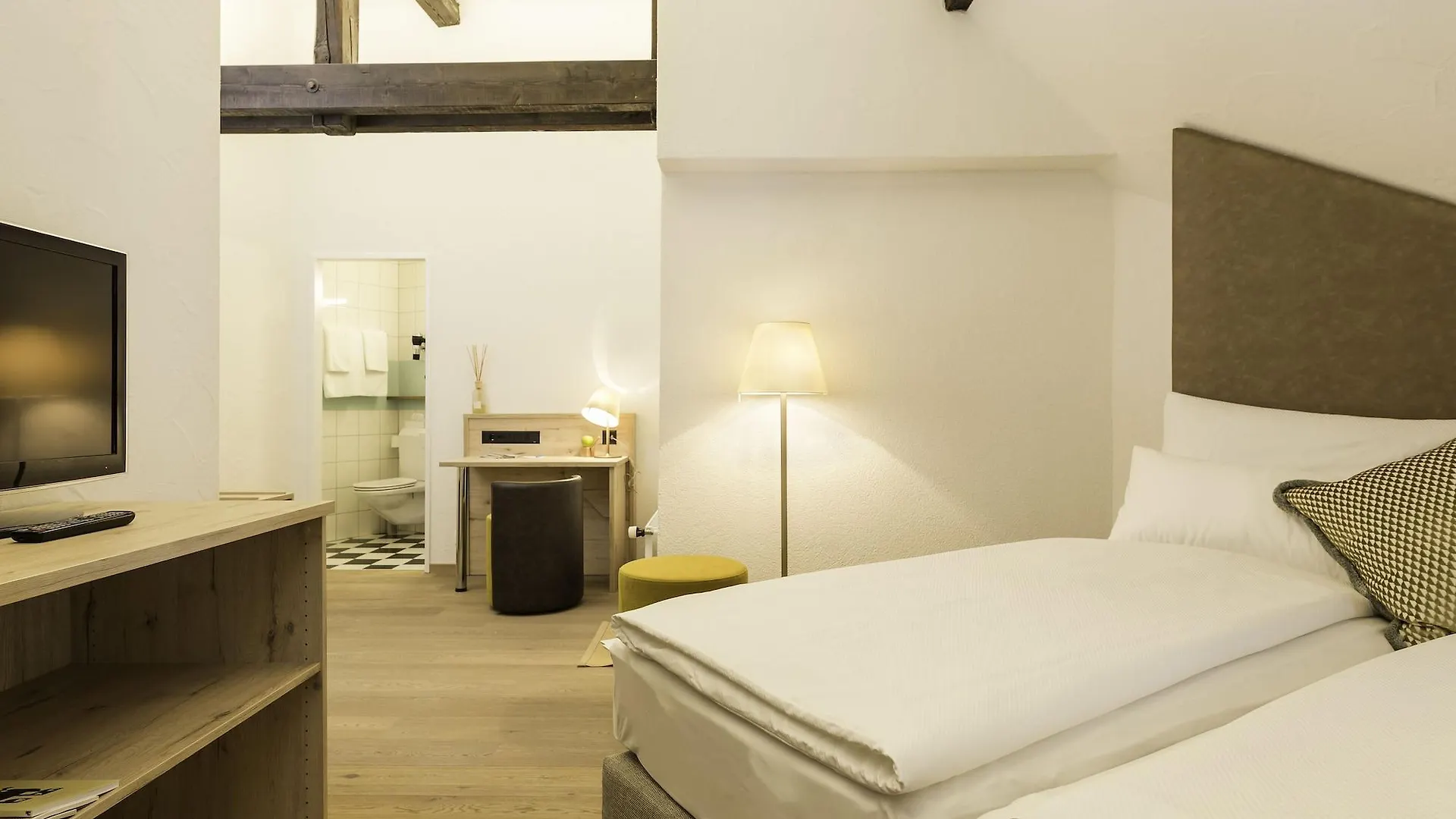 Platzhirsch Zuerich - Downtown Boutique Hotel & Sushi Lounge