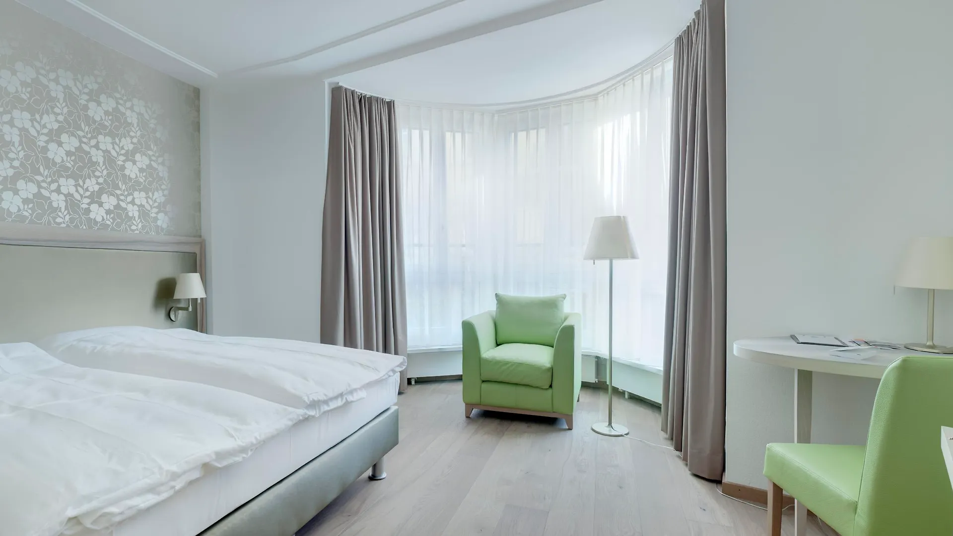Platzhirsch Zuerich - Downtown Boutique Hotel & Sushi Lounge 3*, Zurich