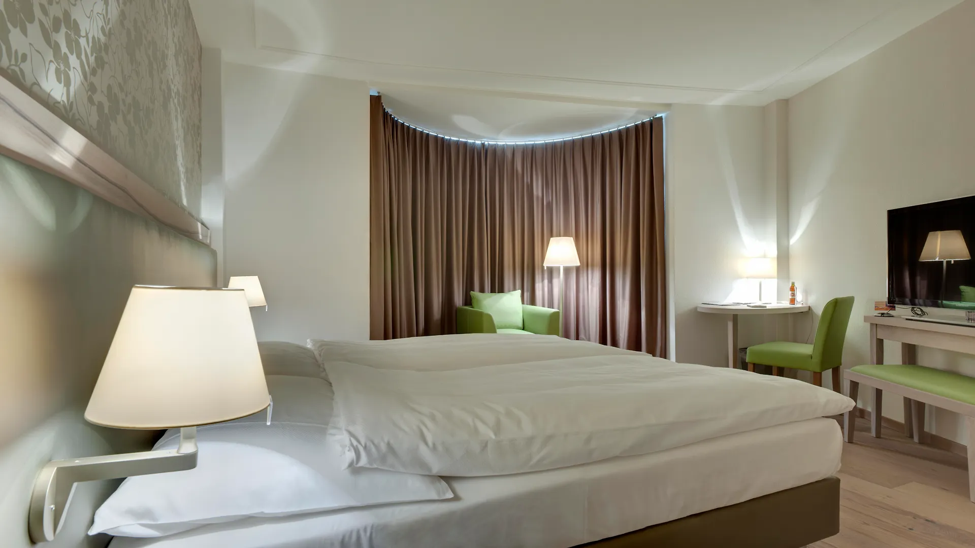 Platzhirsch Zuerich - Downtown Boutique Hotel & Sushi Lounge
