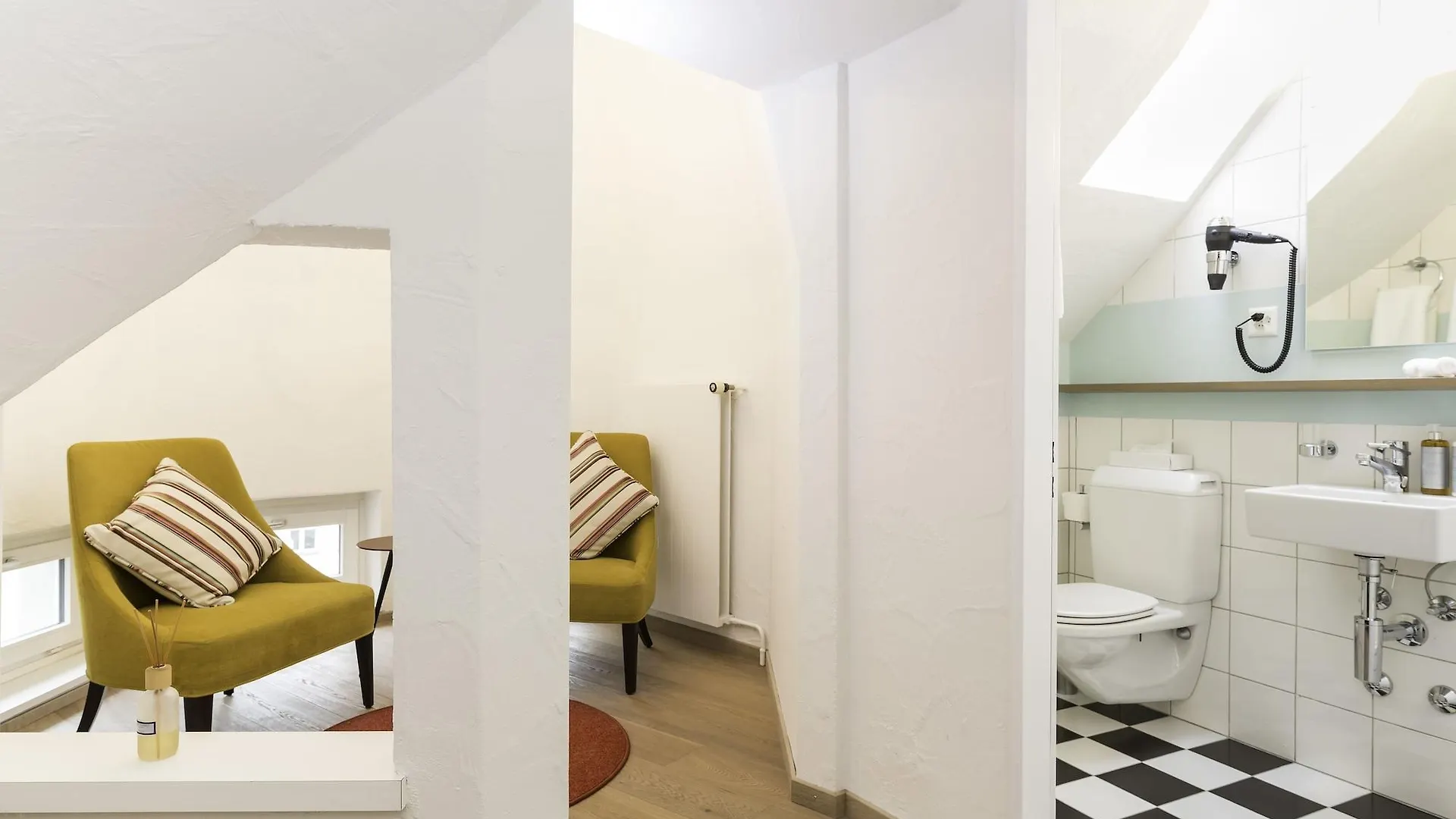 ***  Platzhirsch Zuerich - Downtown Boutique Hotel & Sushi Lounge שוויץ